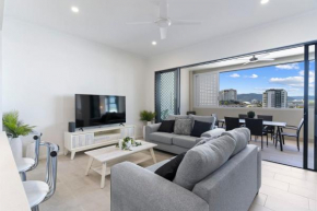 Mountain Air and Modern Flair 'Your Cairns Getaway', Cairns
